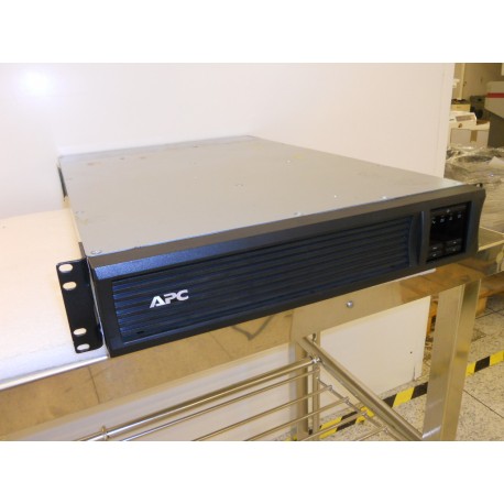 SMART UPS 3000VA LCD RM 2U