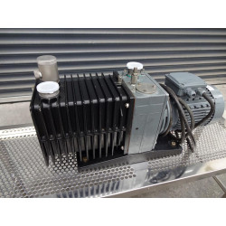 ROTARY VANE VACUUM PUMP ALCATEL /ADIXEN 2033 CP+