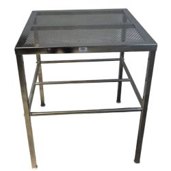 Perforated cleanroom table 75cm x 75xm x 90cm